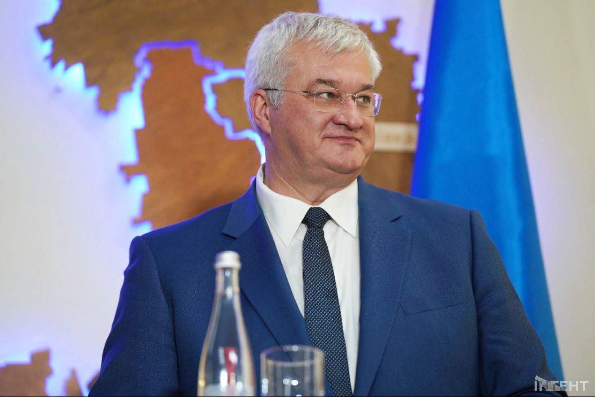 Голова МЗС Австрії вшанувала загиблих воїнів в Одесі