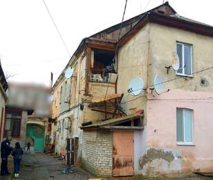 Один з найстаріших навчальних закладів Херсона вкотре зазнав шкоди під час обстрілу