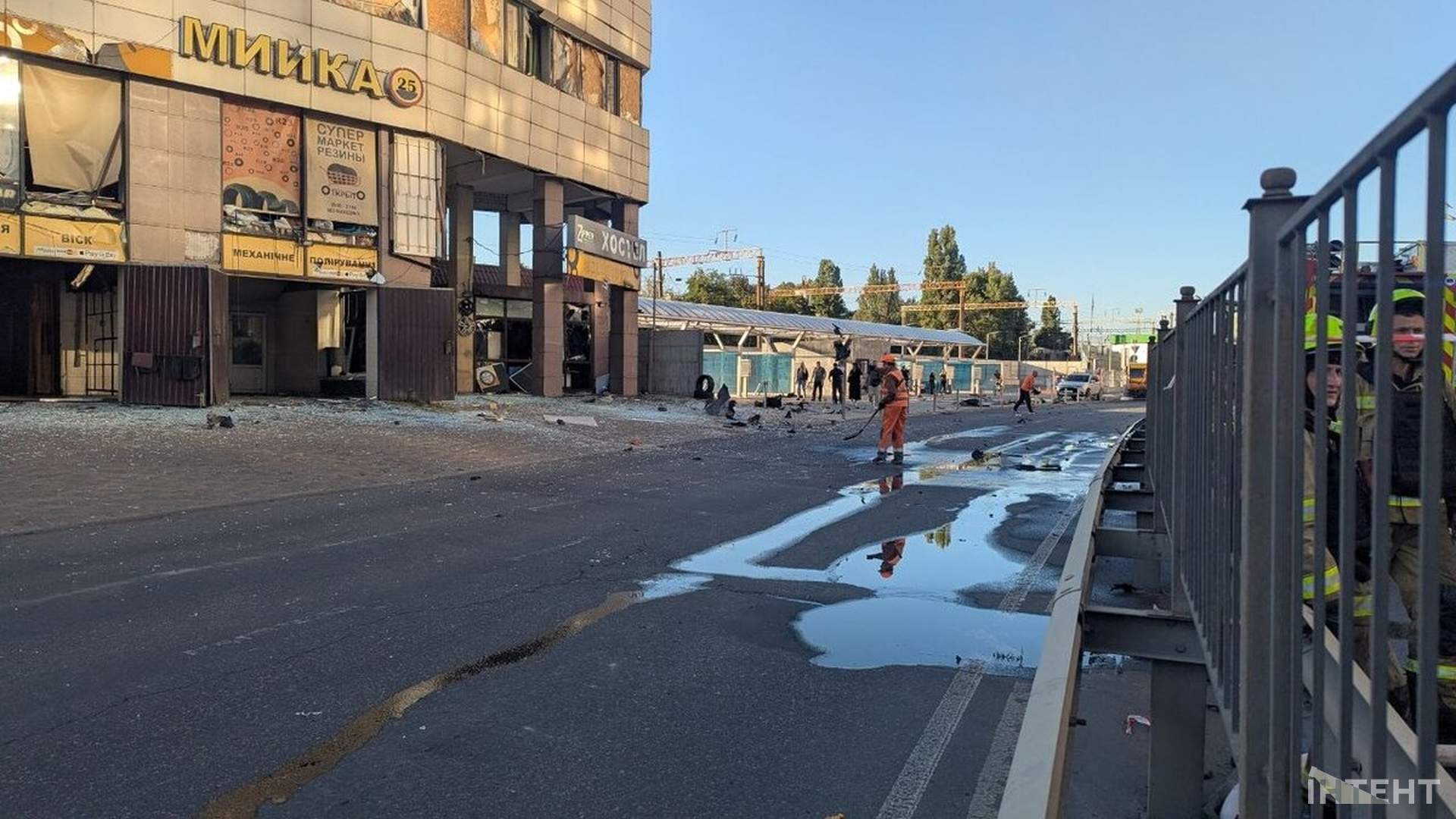 Росіяни влучили в адмінбудівлю в центрі Одеси