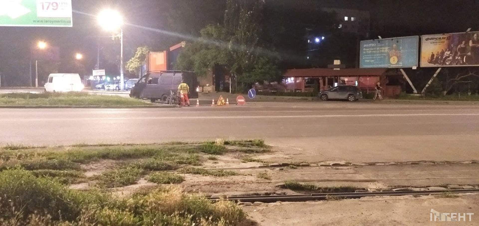 Як на перехресті Заболотного та Добровольського круговий рух облаштували