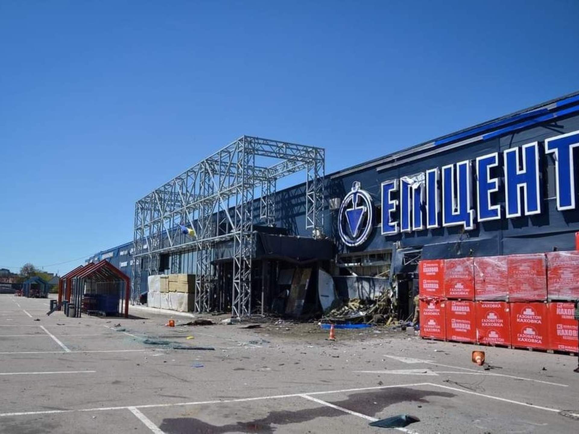 росіяни масово атакують Херсон та область, є загиблі