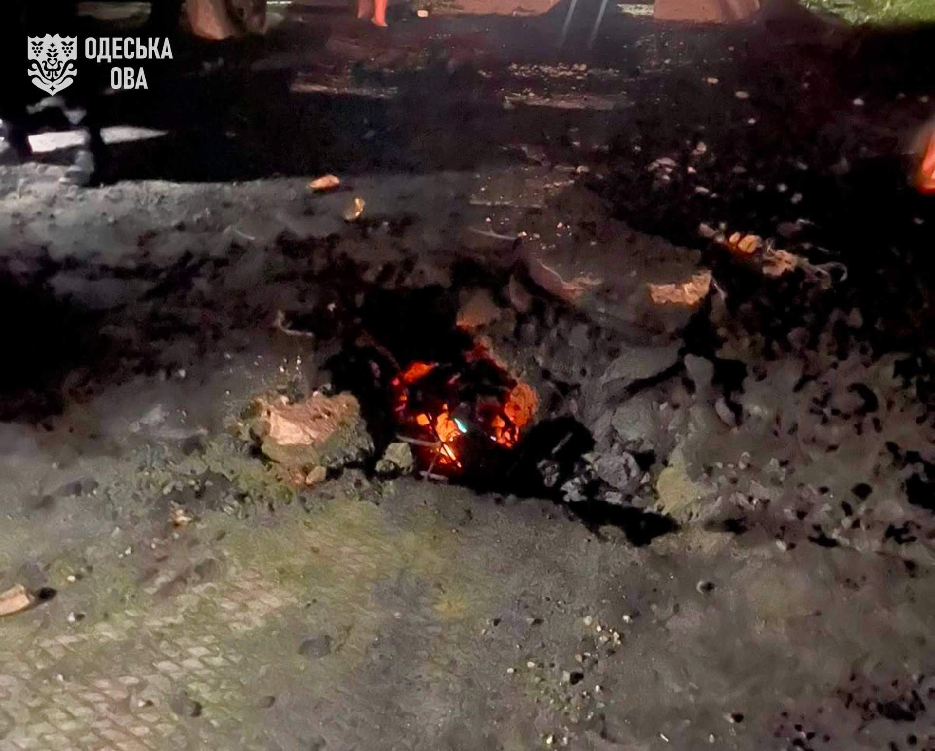 Ворог вдарив по багатоповерхівці на Одещині, постраждала дитина