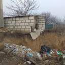 Як зараз в Чорноморську виглядають будинки на вулицях, що "сповзли" до моря