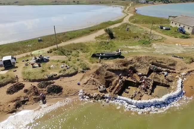 Розкопки у Криму. ФОТО: КРЦ