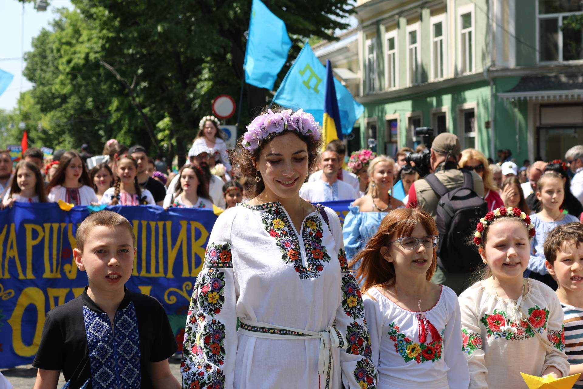Мегамарш у вишиванках 2019