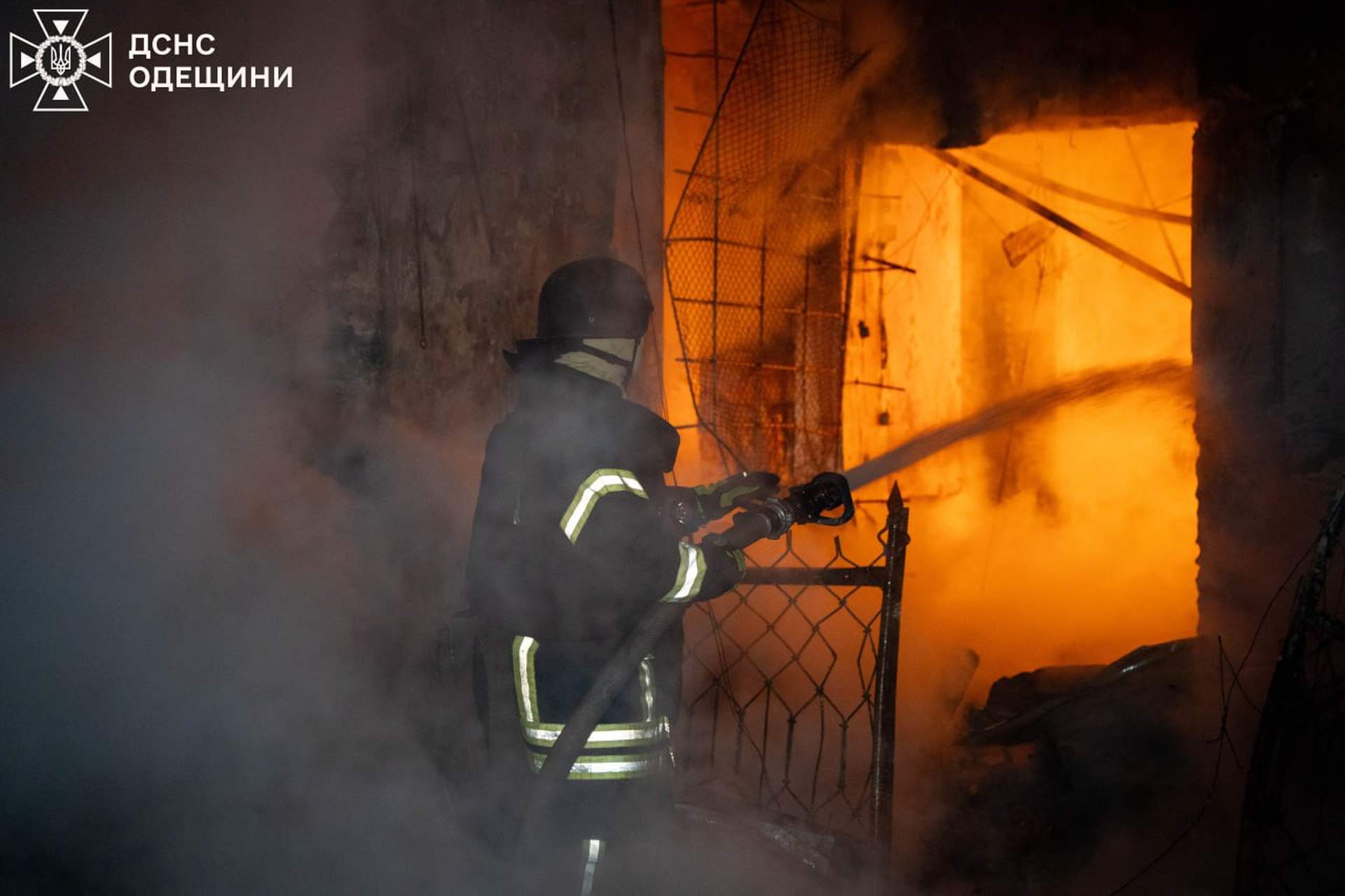 Внаслідок атаки Одеси вночі загинула людина, ще 12 постраждали