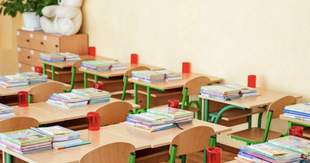 The Mykolaiv region did not receive nearly 112,000 textbooks due to a missile strike on a warehouse
