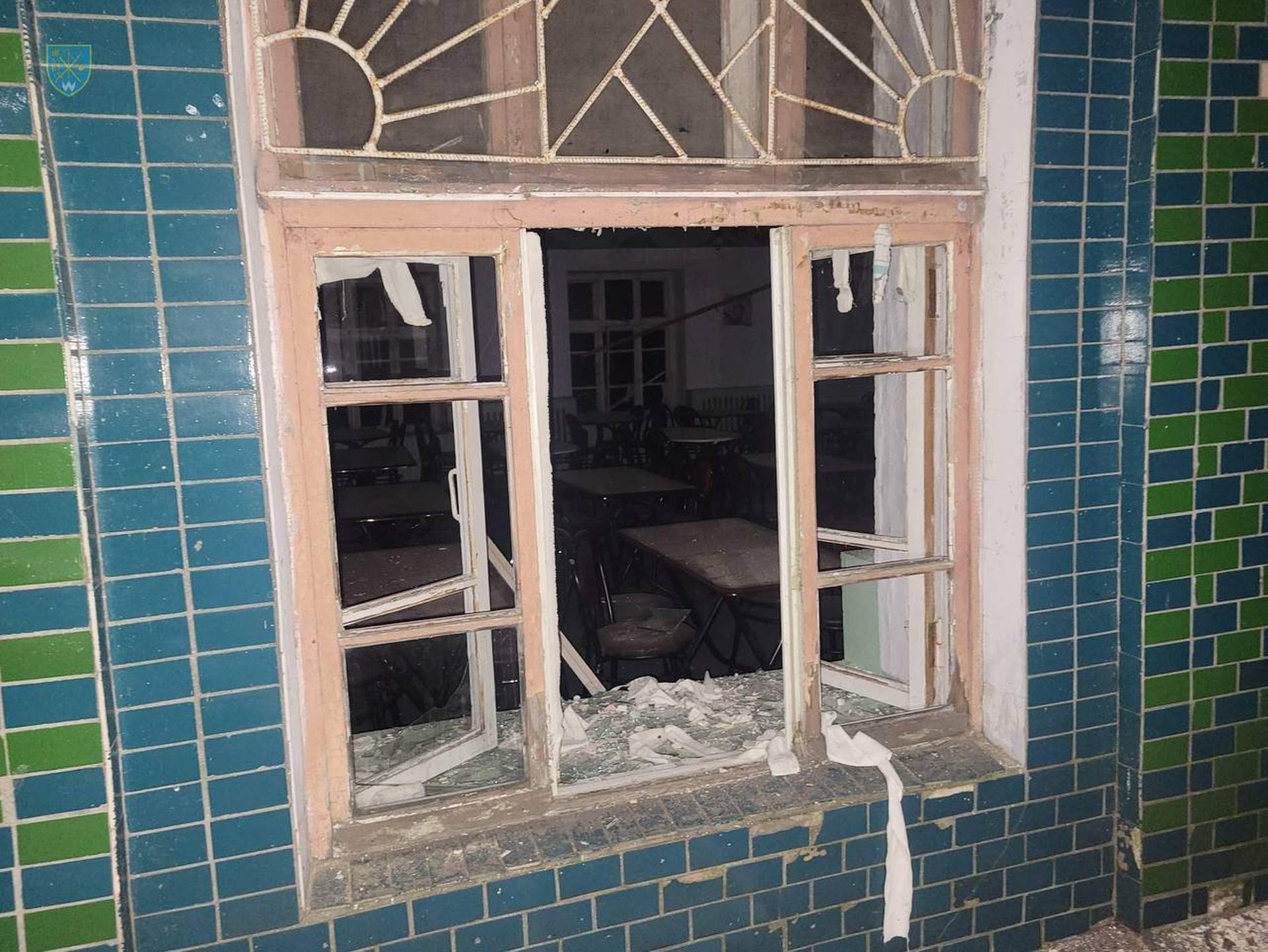 Атака дронів в Одеському районі призвела до пожежі на базі відпочинку