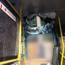 Окупанти вдарили по автобусу в центрі Херсона: є постраждалі