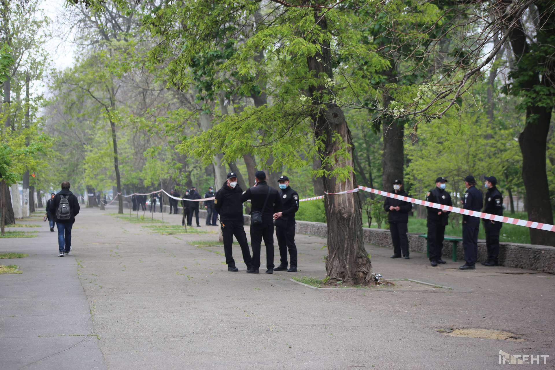 Карантинные ограничения и шестая годовщина 2 мая в Одессе: что происходит у Дома профсоюзов