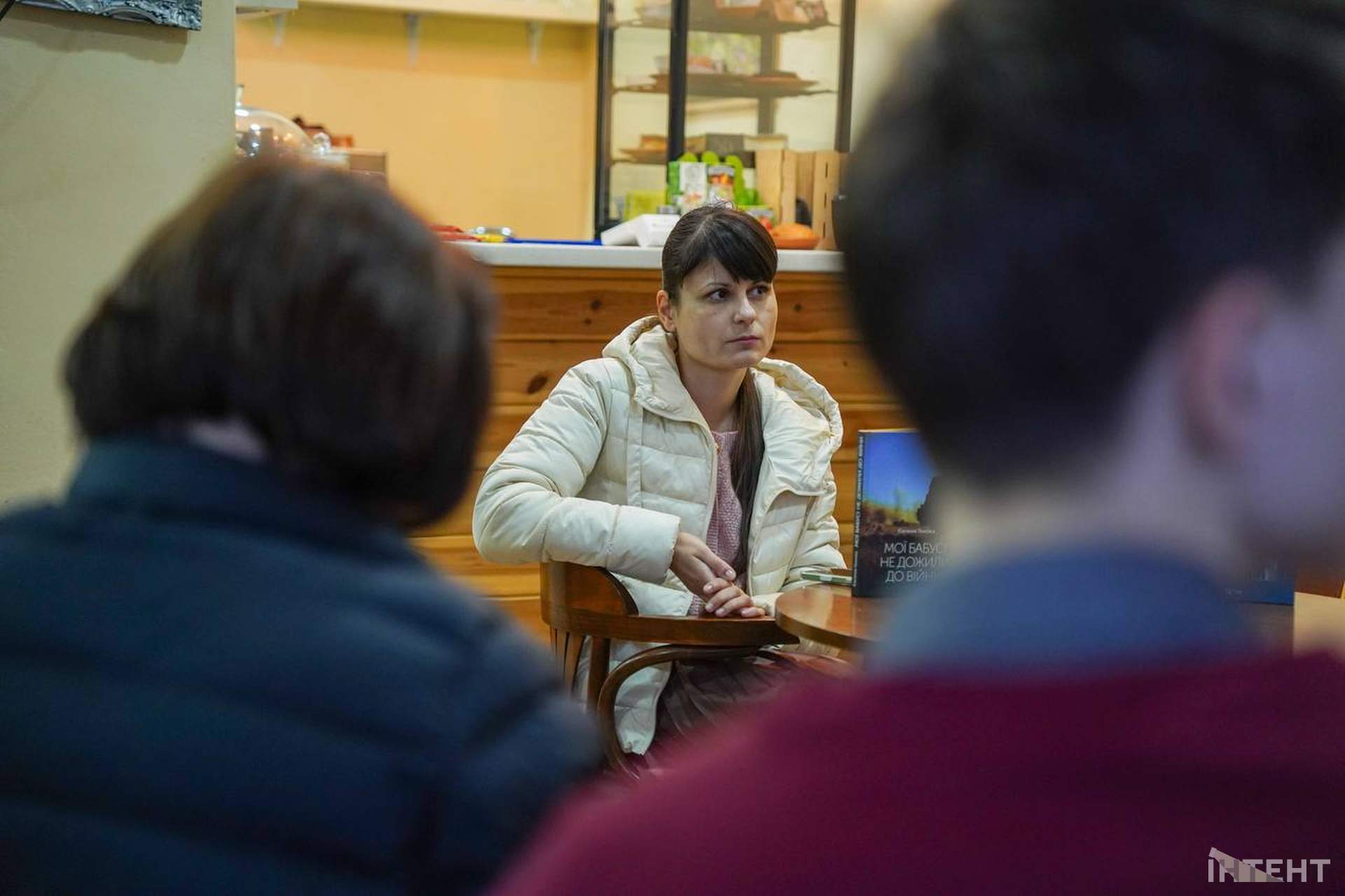 Авторка Інтенту презентувала свої книги в одеській Книгарні-Кав'ярні