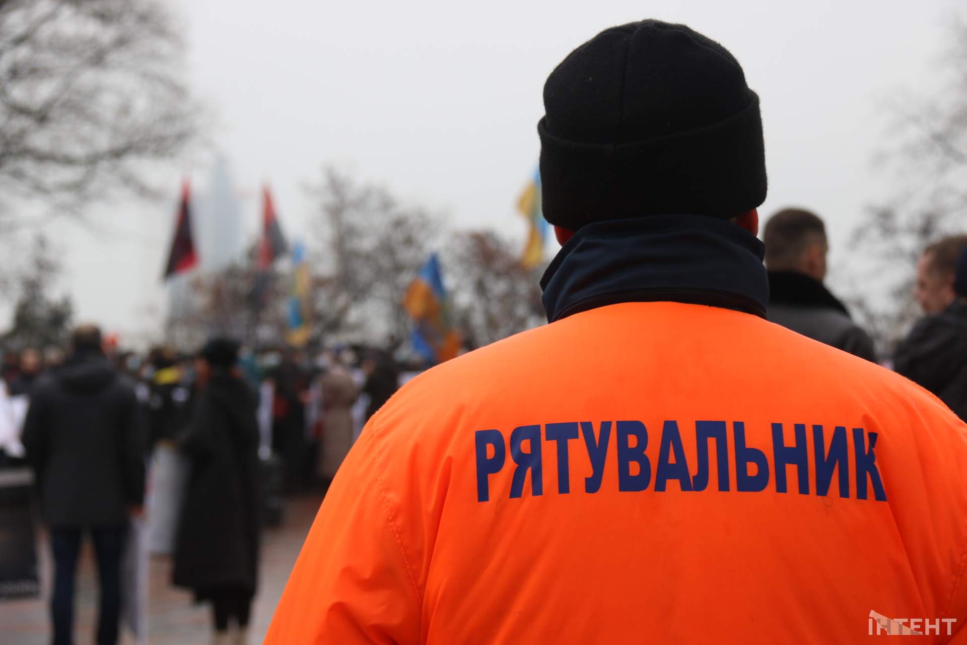 Сесія міськради: покришки, мітинги, нардепи