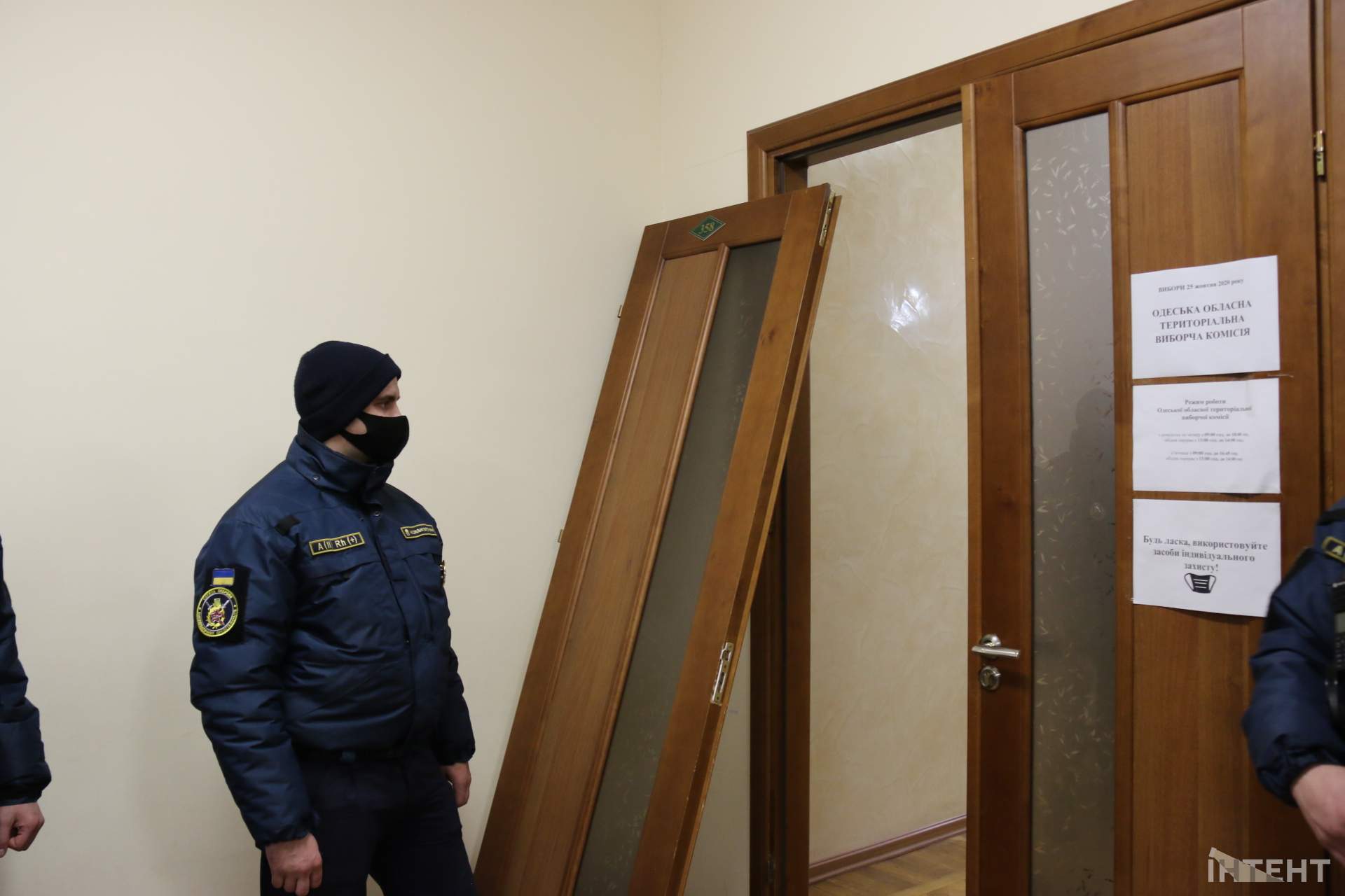 Перша сесія нової Одеської обласної ради в кадрах