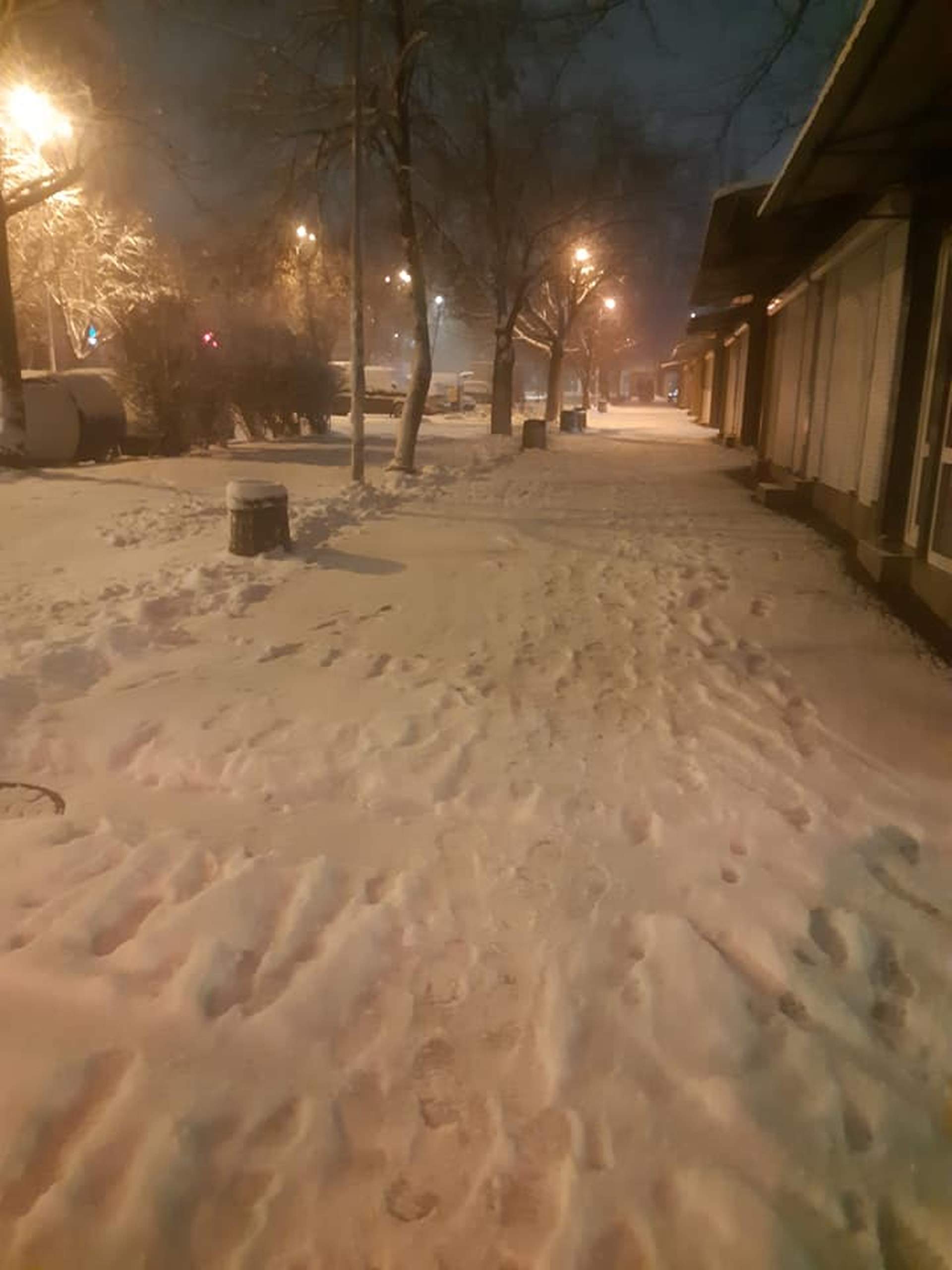 Одесу завалює снігом