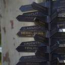 В Одесі на покажчику міст-побратимів зʼявилися нові назви