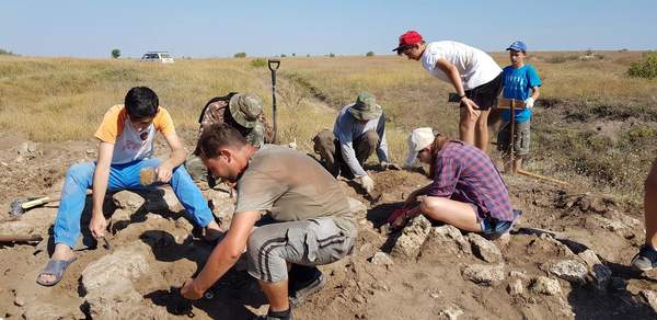 Розкопки фортеці Тягинь. Фото надала співрозмовниця