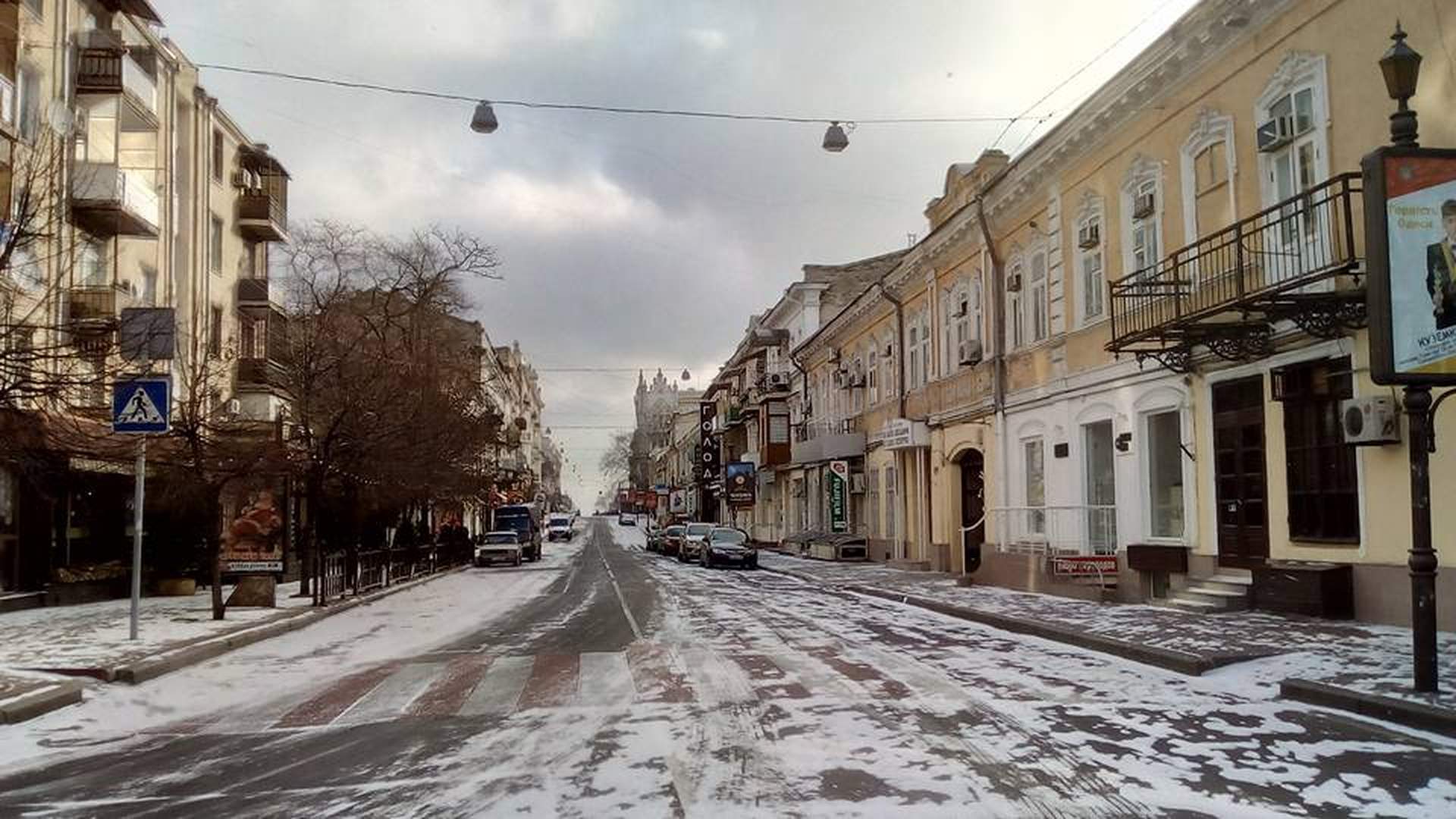 Зима на "старый Новый год": в Одессе выпал небольшой снег