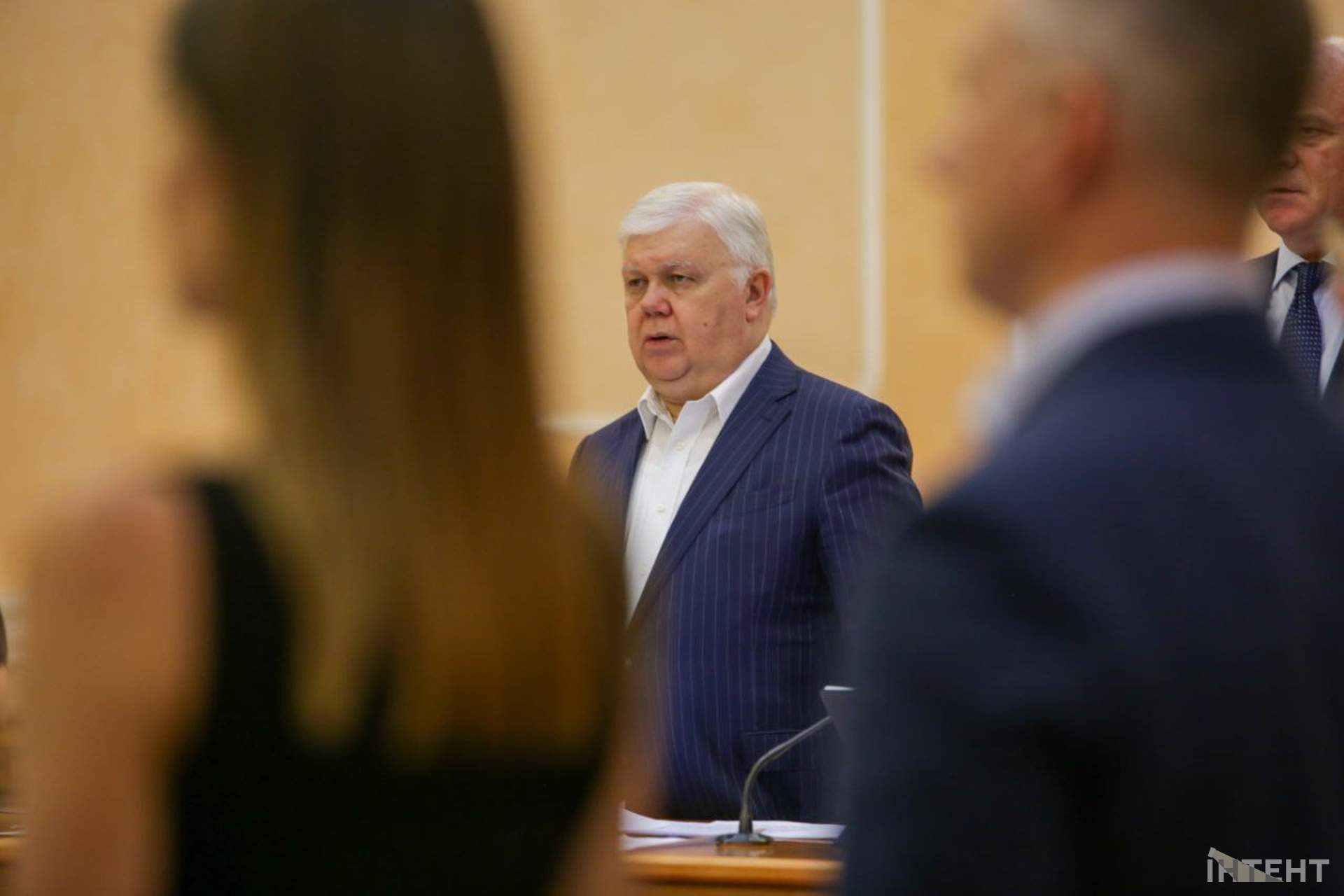 Обличчя та емоції: сесія Одеської міської ради в об'єктиві Інтента