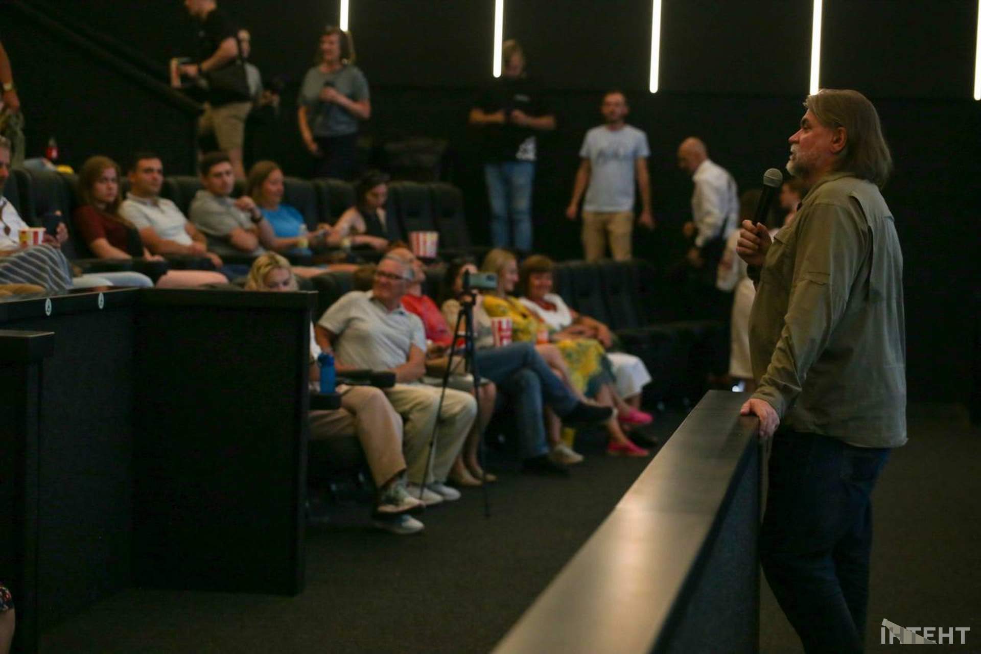 Одеситам показали прем'єру фільму "Довбуш"