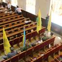 Сессия областного совета: шины, камуфляж и фото на память