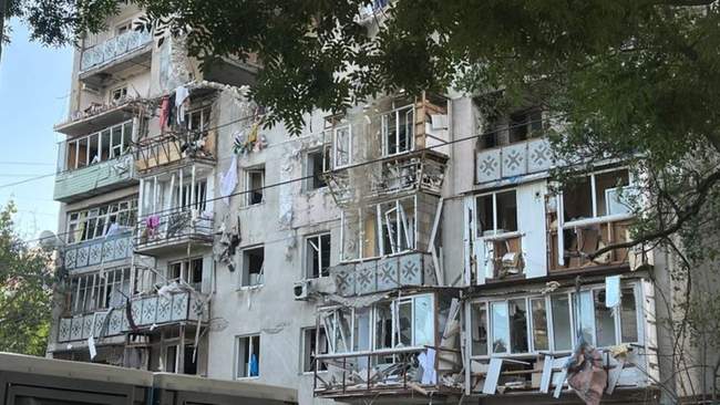 Здание в Одессе, поврежденное в результате атаки РФ. ФОТО: suspilne.media