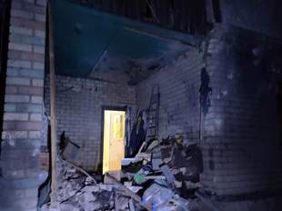 Окупанти обстріляли житлові квартали та пункт незламності на Херсонщині: поранені шестеро