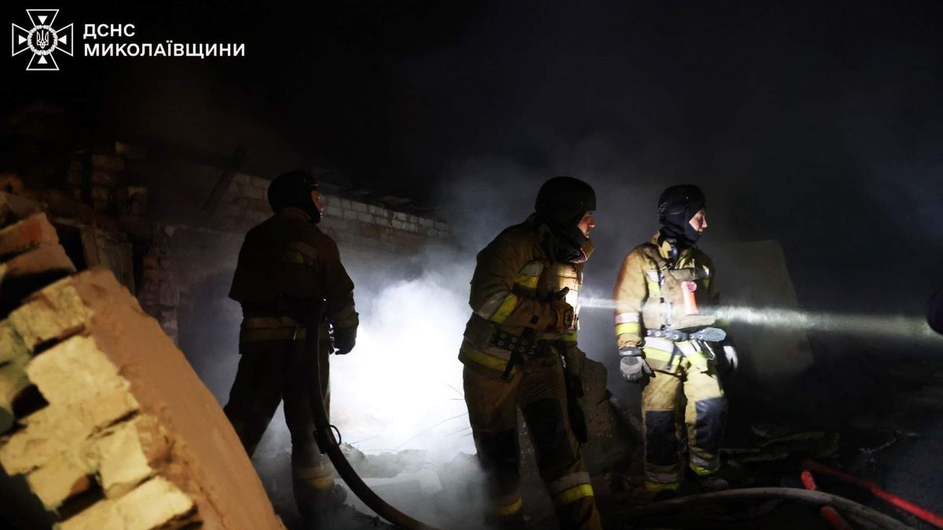 Нічний удар безпілотників залишив частину Миколаївщини без світла