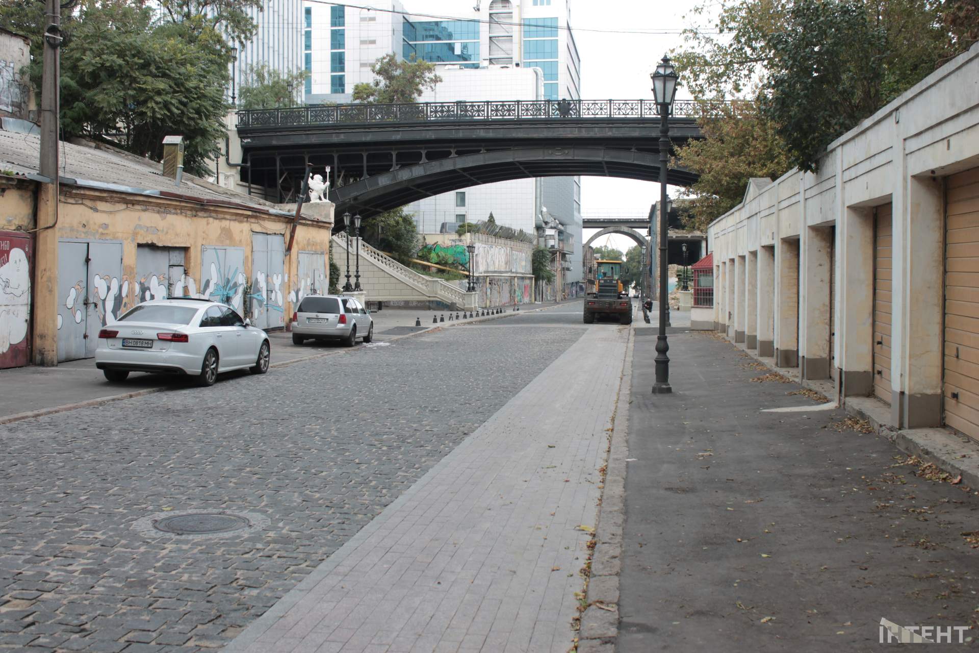 В Одесі майже завершили ремонтувати Деволанівський узвіз