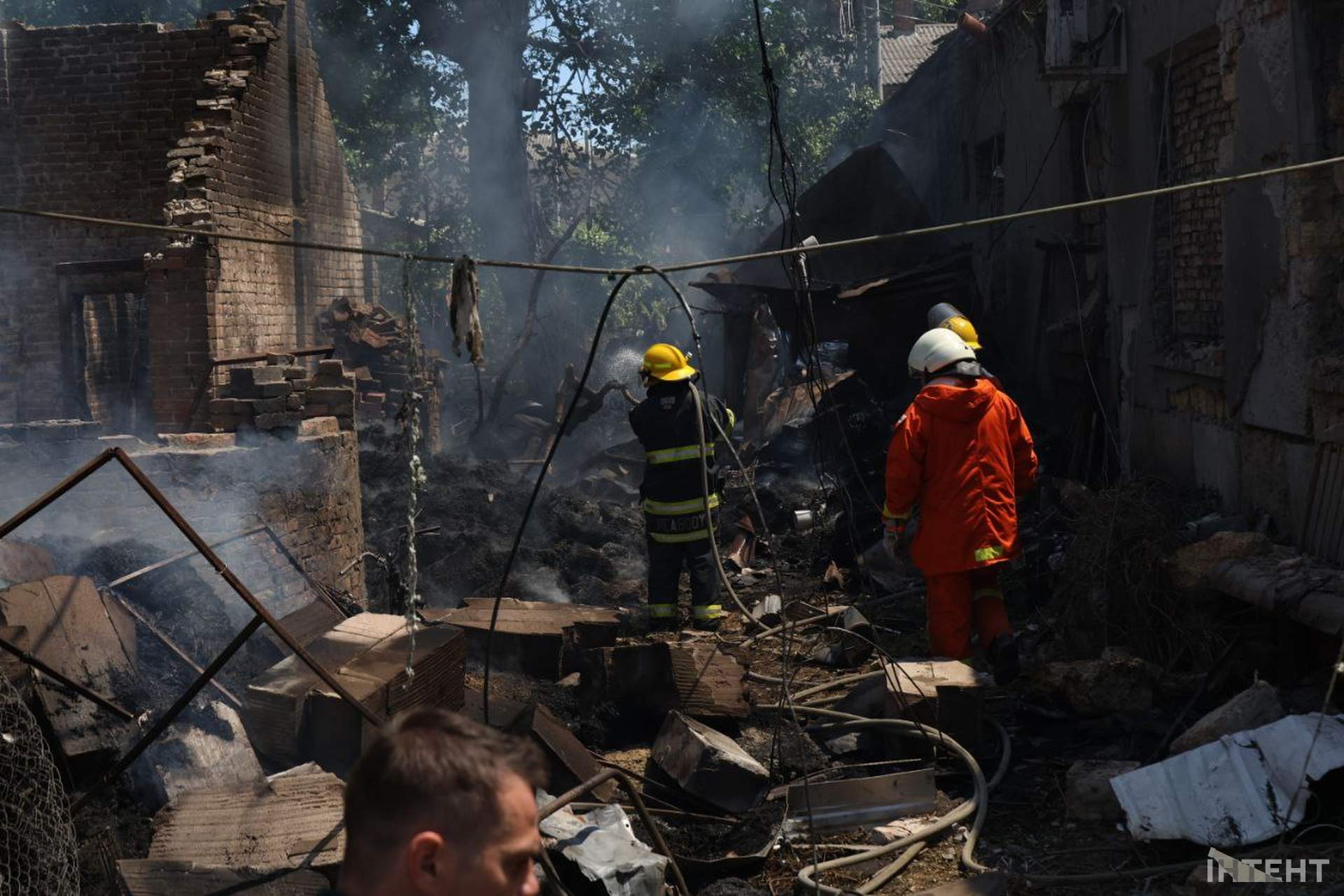 Внаслідок атаки Одеси шахедами постраждалі люди та коні