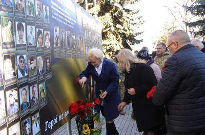 В Одесской области появились два мемориала Героям Небесной Сотни