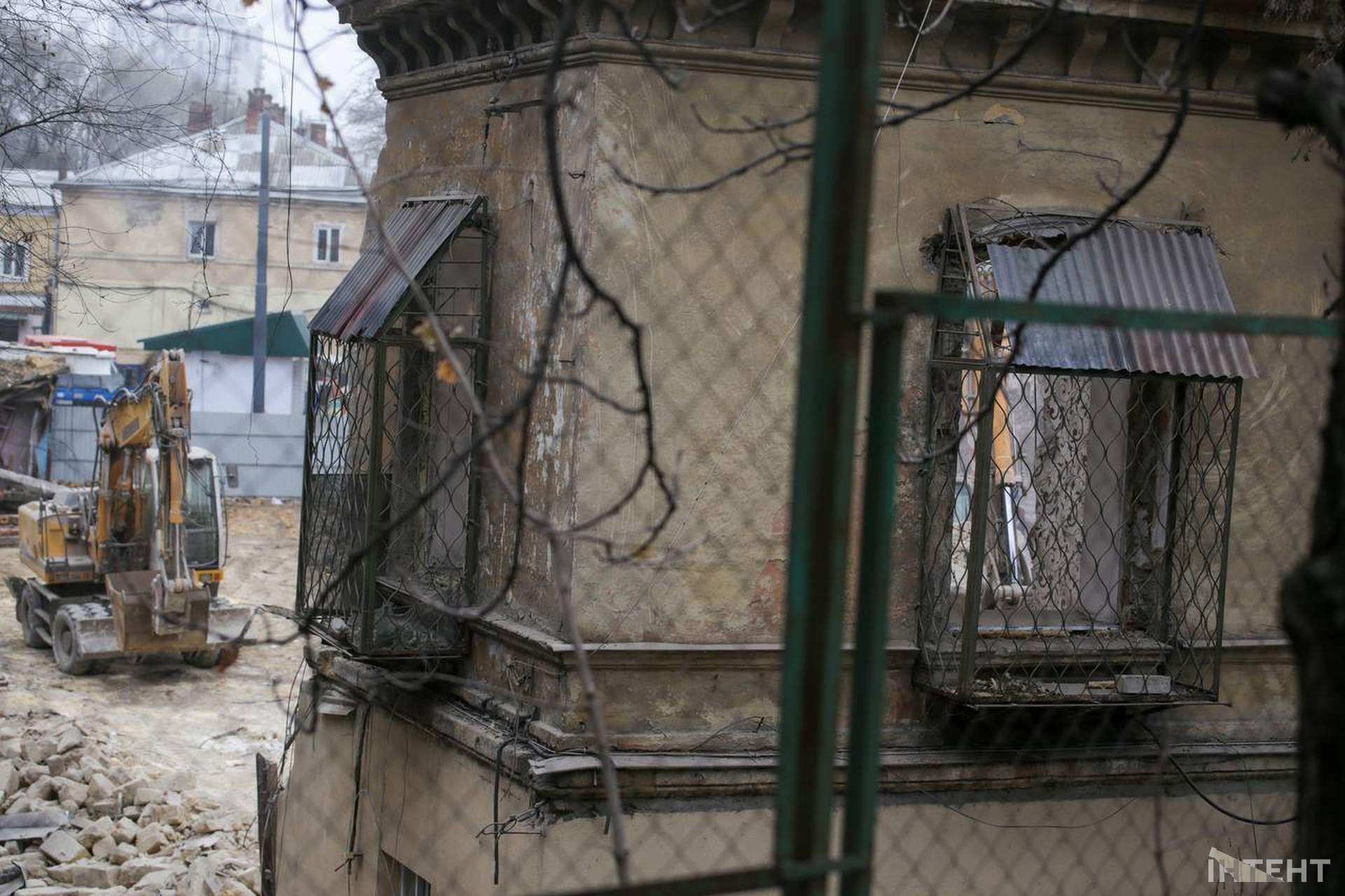 В Одесі знесли будинок, постраждалий від ракетного удару росіян