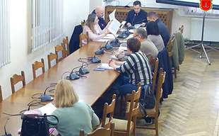 Deputies doubt the possibility of installing a restroom for a million this year