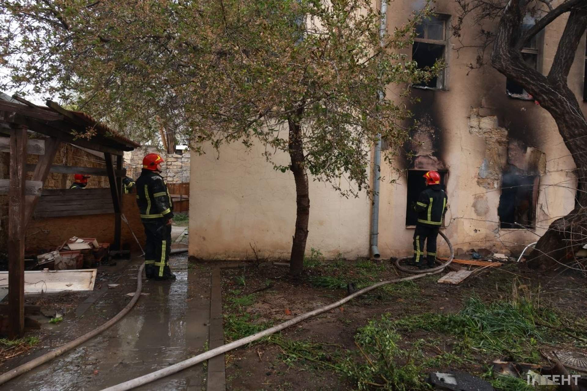 Унаслідок нічної атаки по центру Одеси постраждали 16 людей