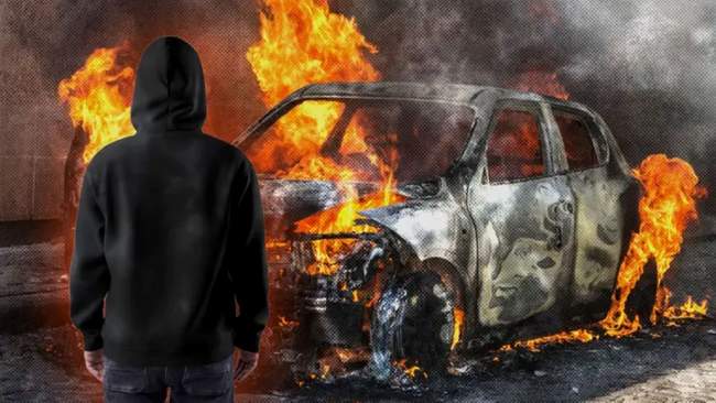 В Одессе мужчину взяли под стражу за поджог автомобиля за вознаграждение