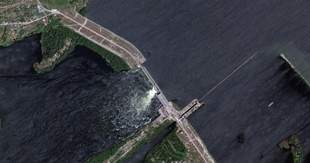 Робітники Каховської ГЕС бачили як росіяни завозили зброю, вибухівку й військову техніку на гідростанцію