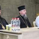 № 6 галерея "Коли нас багато, ми можемо творити чудеса": Митрополит Епіфаній зустрівся з волонтерами