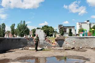 В прифронтовом поселке на Херсонщине без аукциона выбрали подрядчика по ремонту школы