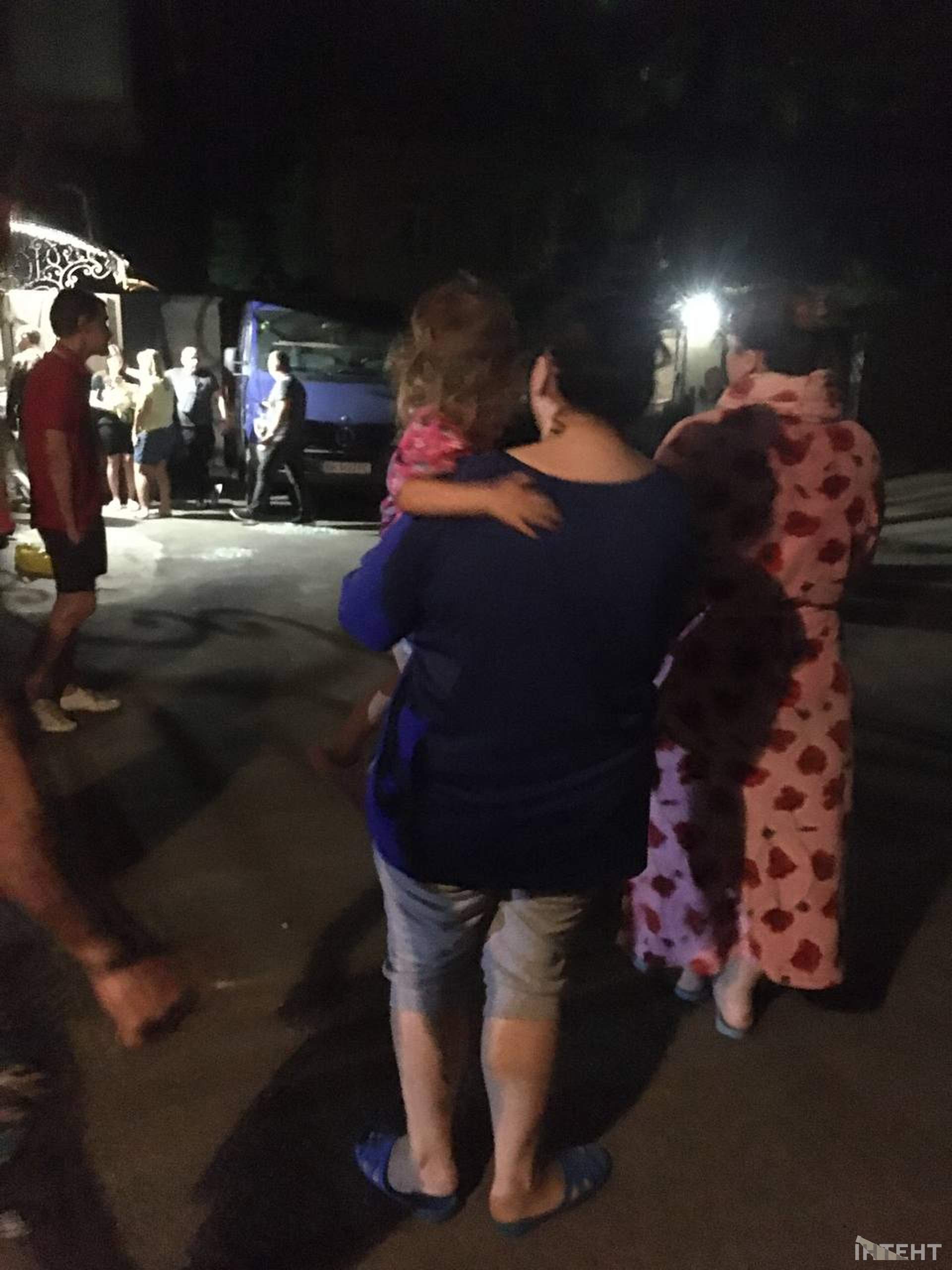 Понівечена Одеса у світлинах Інтента