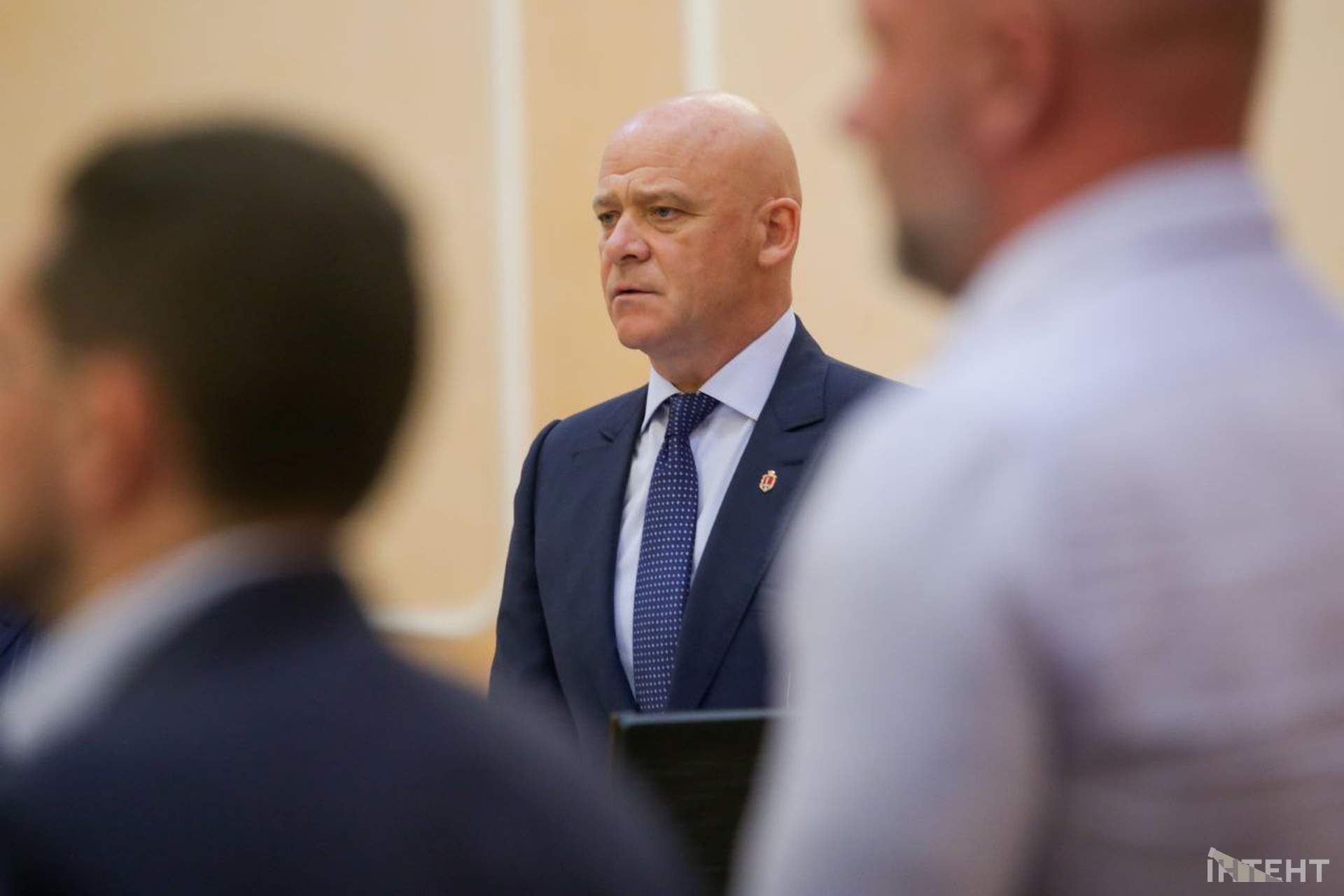 Обличчя та емоції: сесія Одеської міської ради в об'єктиві Інтента