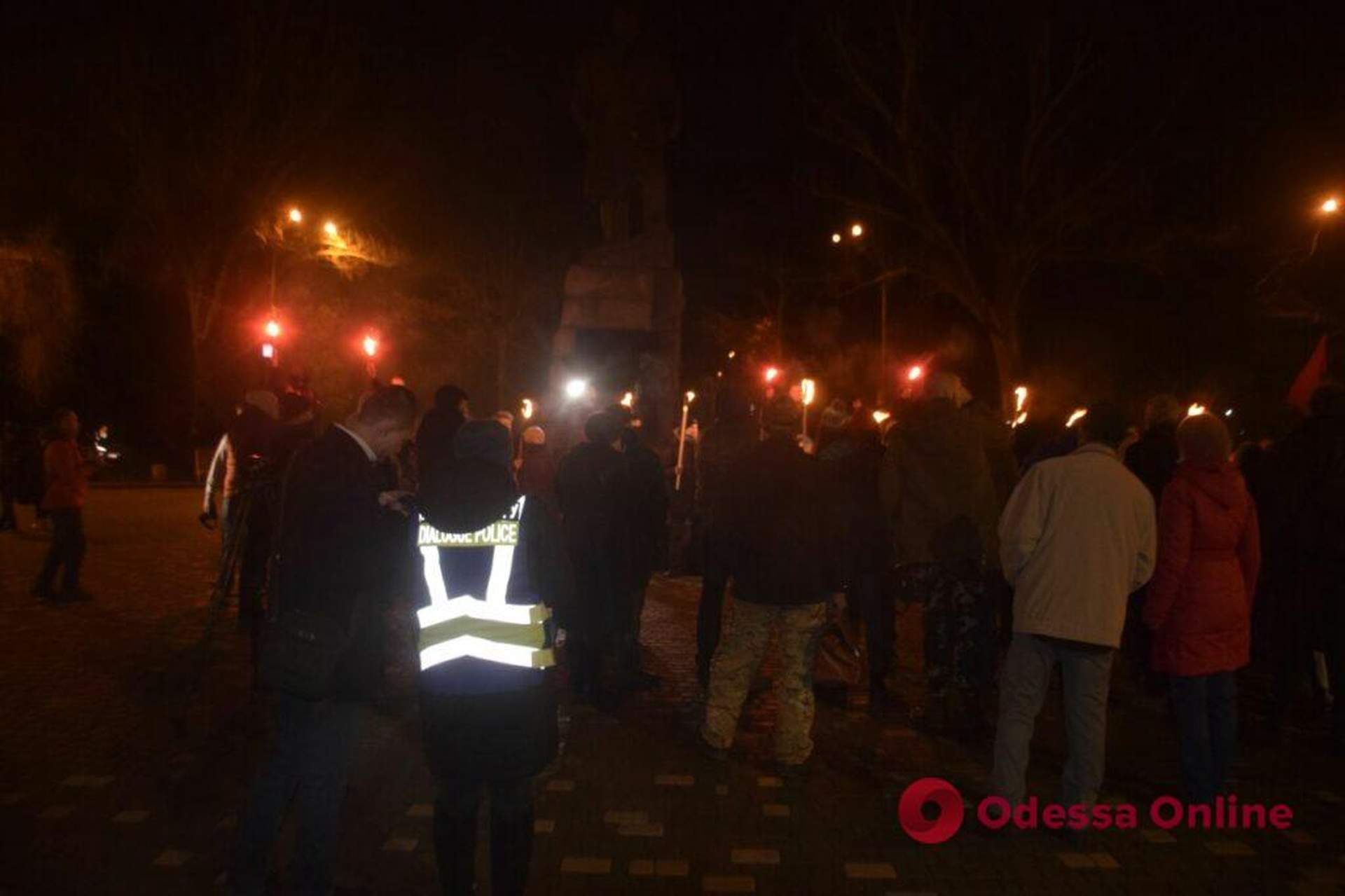 В Одесі зі смолоскипами відзначили день народження Бандери