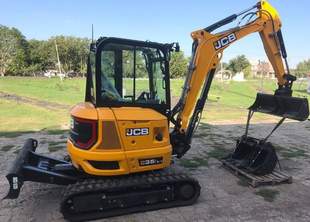 Громада на Херсонщині отримала цінну техніку та обладнання