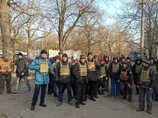 Херсонські комунальники отримали понад 400 бронежилетів