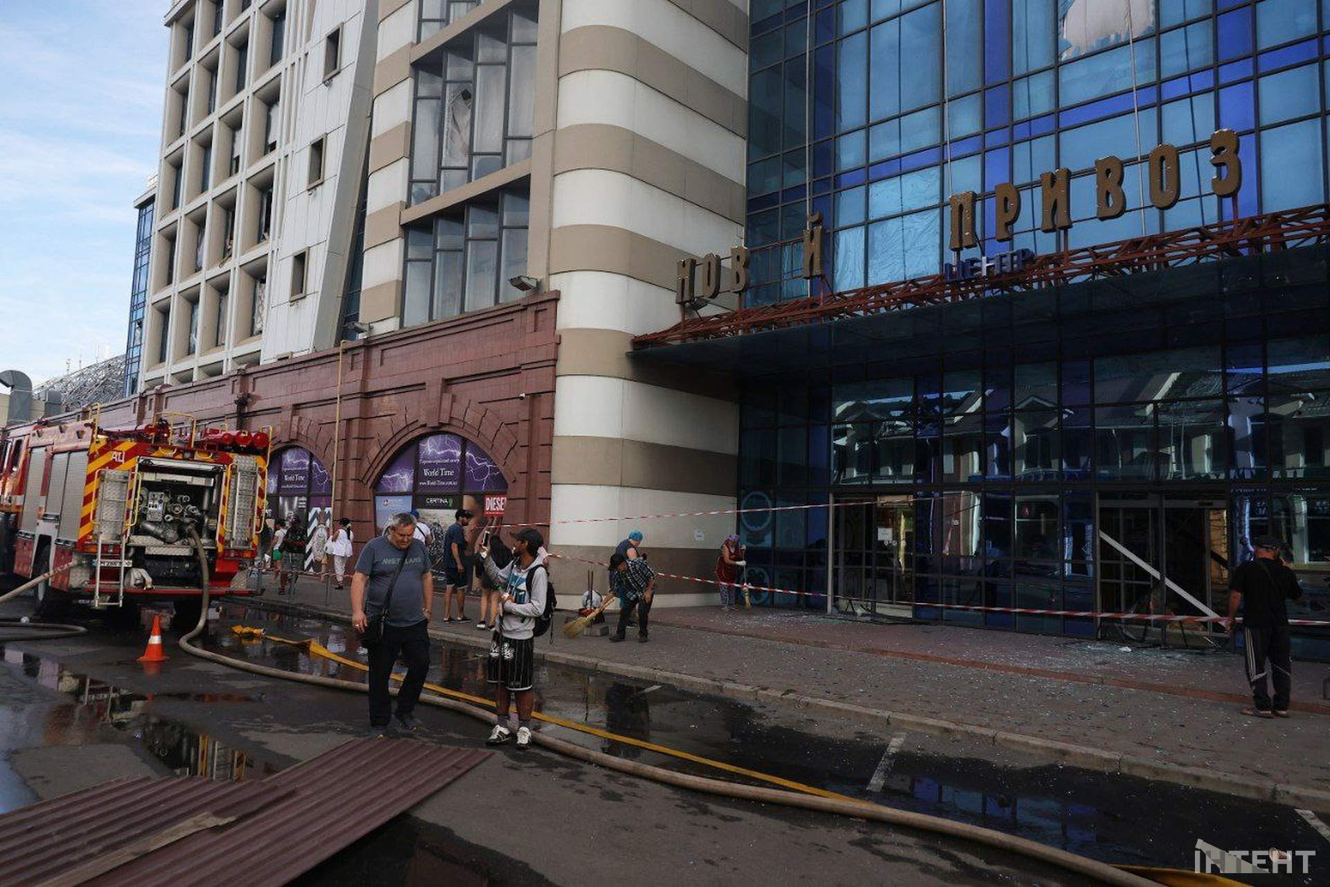 Історичний центр Одеси опинився під ударом: пошкоджені Привоз та Приморський бульвар