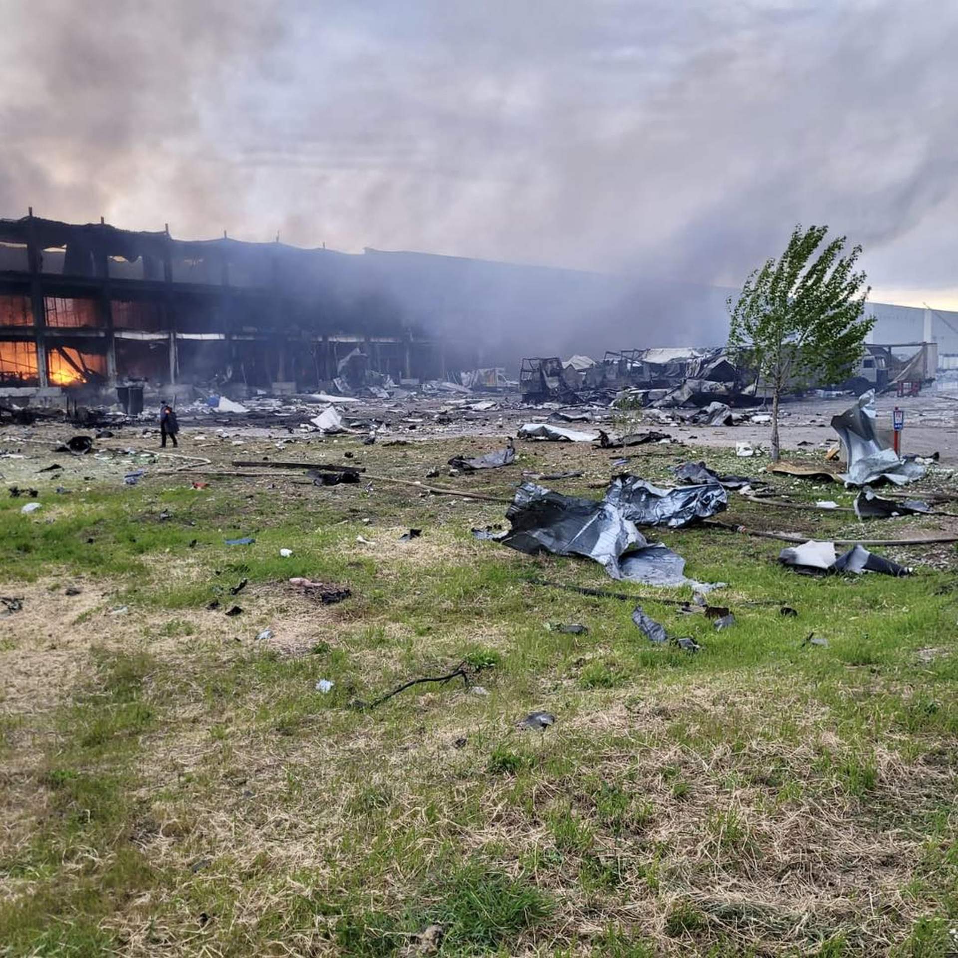 Ворожі ракети знищили базу відпочинку та склад Червоного Хреста на Одещині
