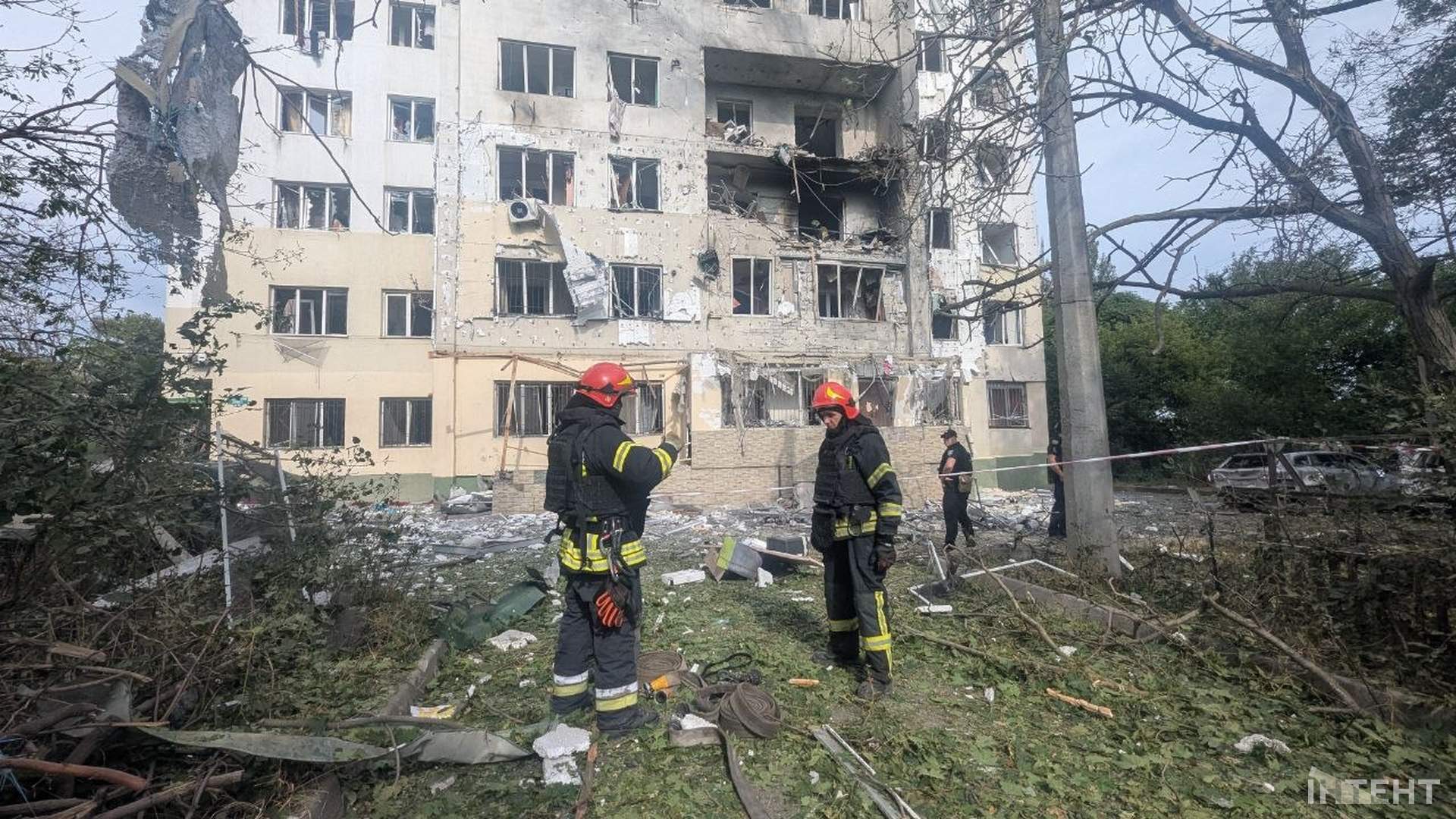 В Одесі внаслідок обстрілу пошкоджено багатоповерхівки
