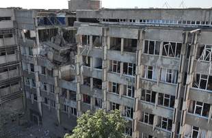 У Миколаєві вп'яте оголосили аукціон на ремонт будинку, який постраждав від обстрілів