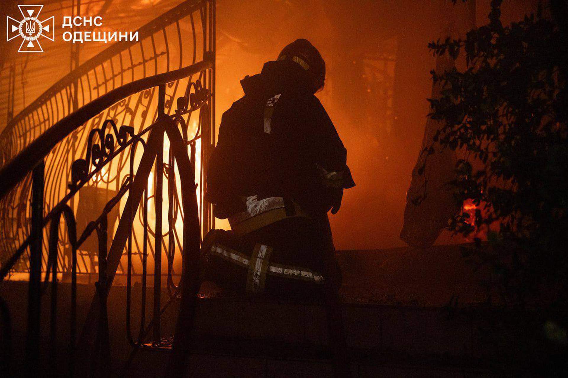 В Одесі через нічну атаку росіян без світла залишалися чверть мільйона родин