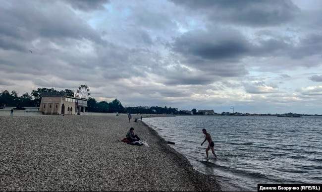 Пляж в Євпаторії ФОТО: Крим.Реалії