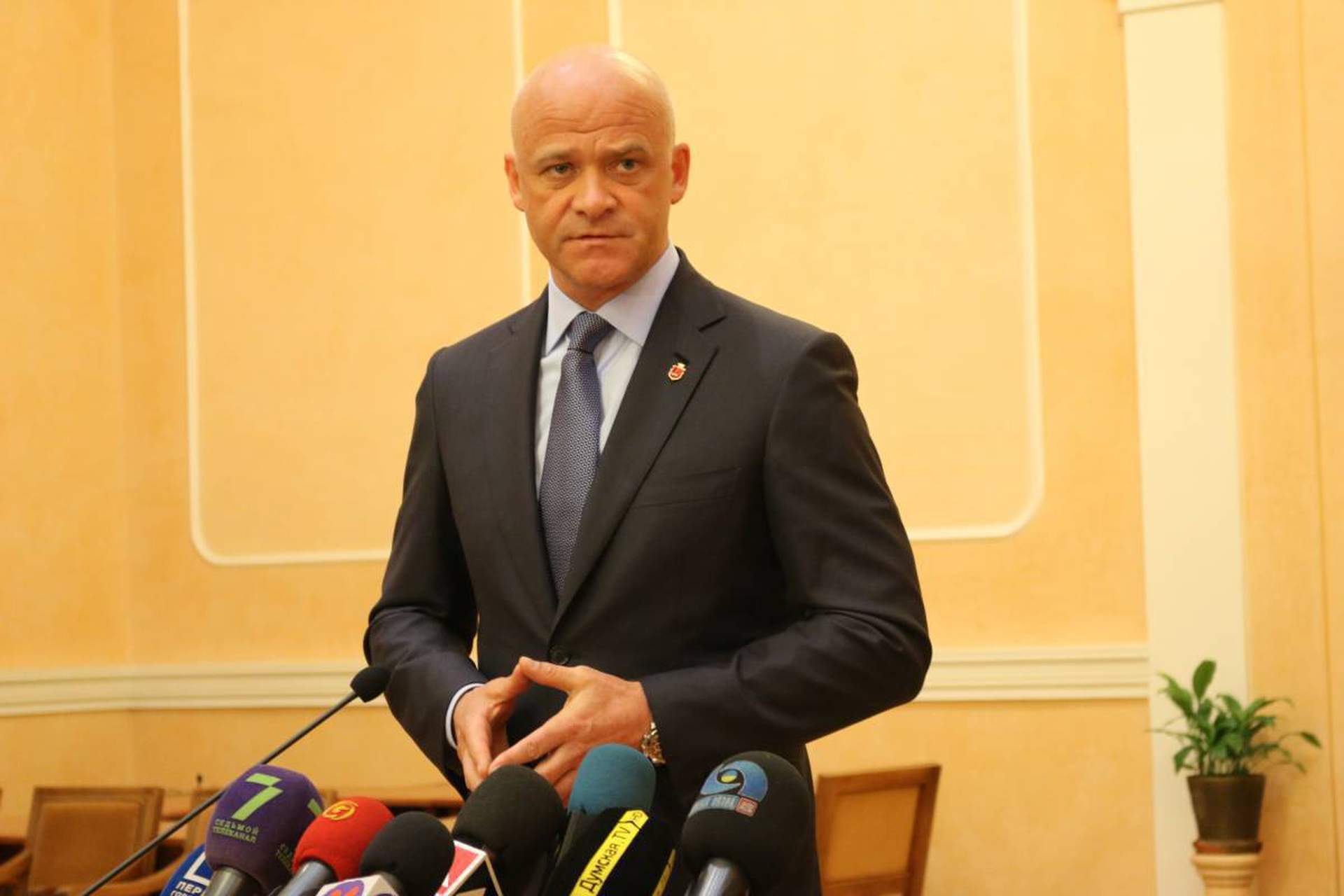 Сессия Одесского горсовета: "майдан" и переполненный зал