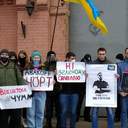 Активісти привітали Сергія Стерненка з Днем народження під стінами Одеського СІЗО